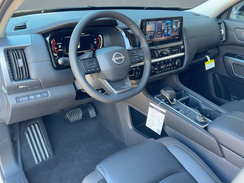 New 2026 Nissan Pathfinder SL SUV