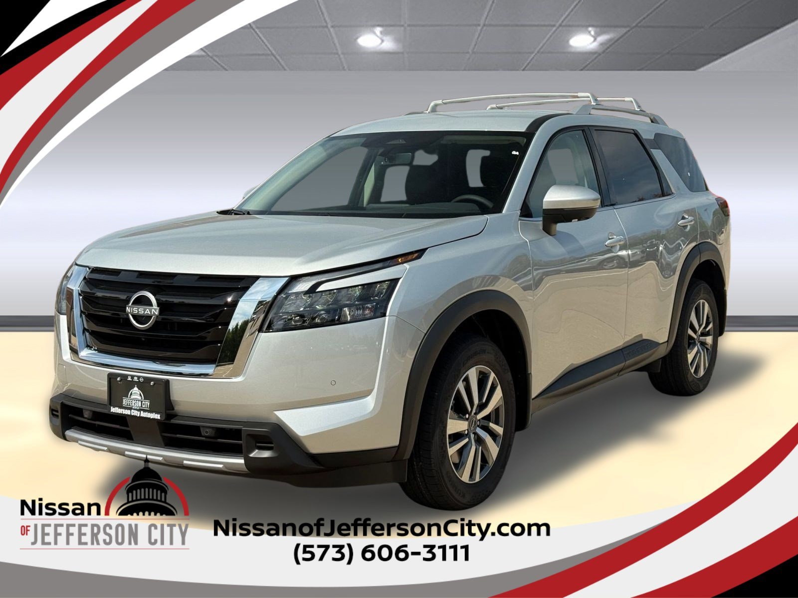 2025 Nissan Pathfinder SV