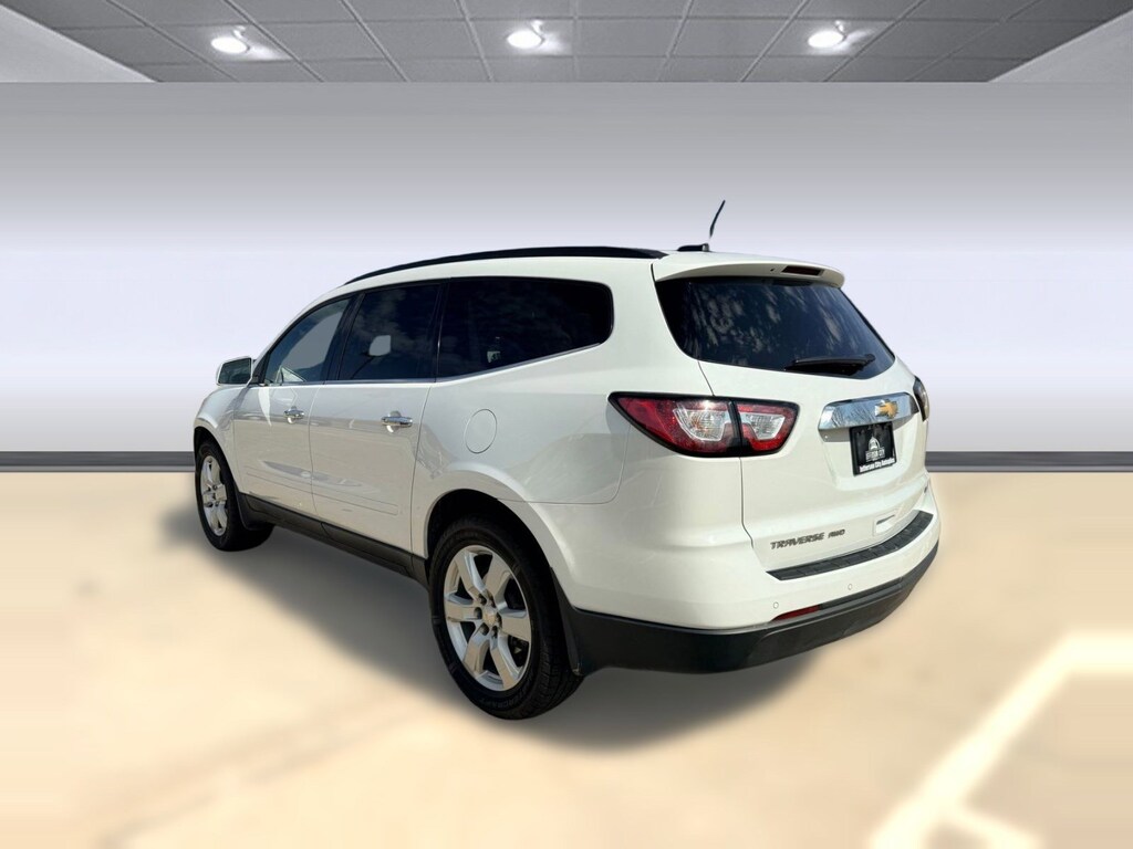 Used 2017 Chevrolet Traverse LT w/1LT SUV