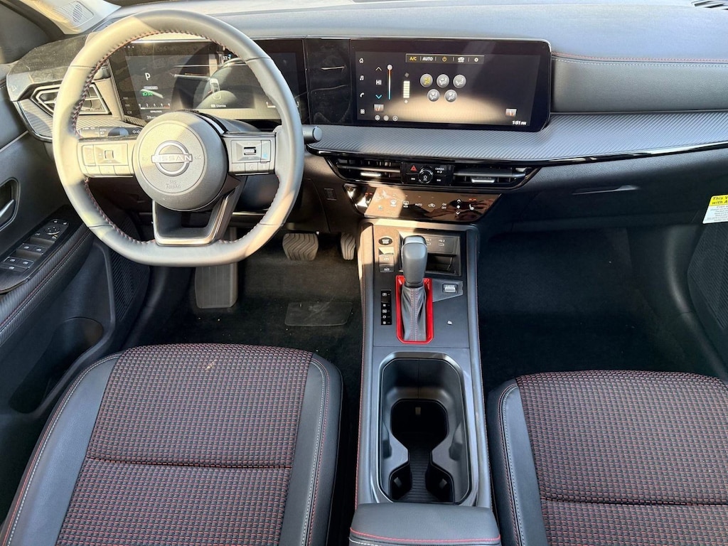 New 2026 Nissan Kicks SR SUV