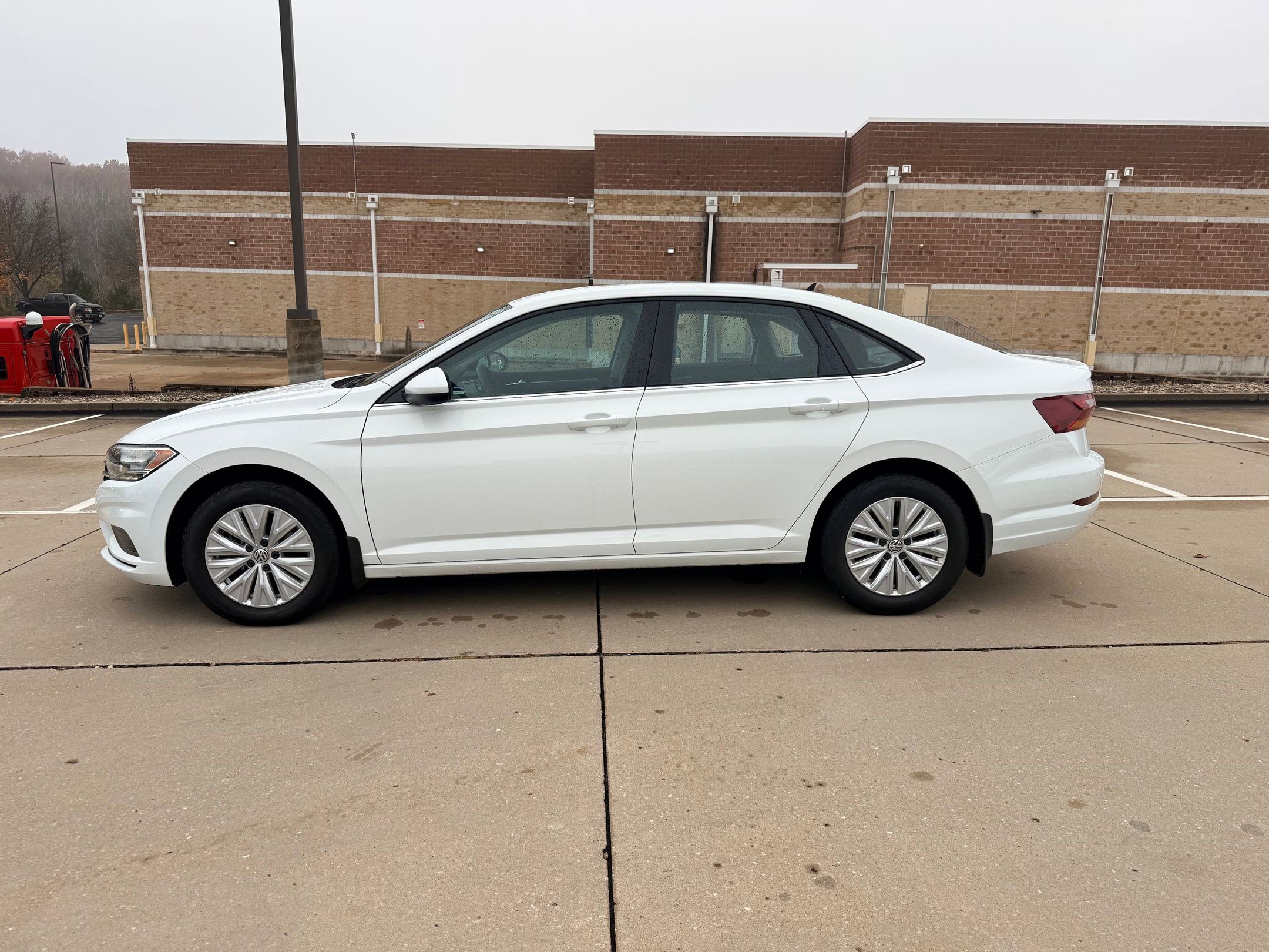 2019 Volkswagen Jetta S photo 2