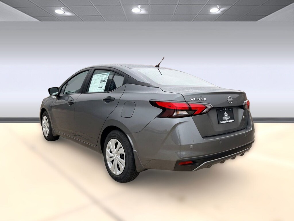 New 2025 Nissan Versa 1.6 S Sedan