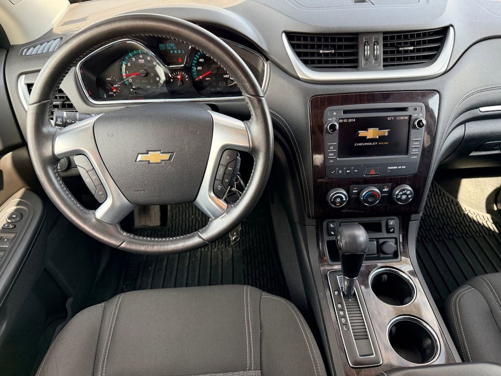 Used 2017 Chevrolet Traverse LT w/1LT SUV