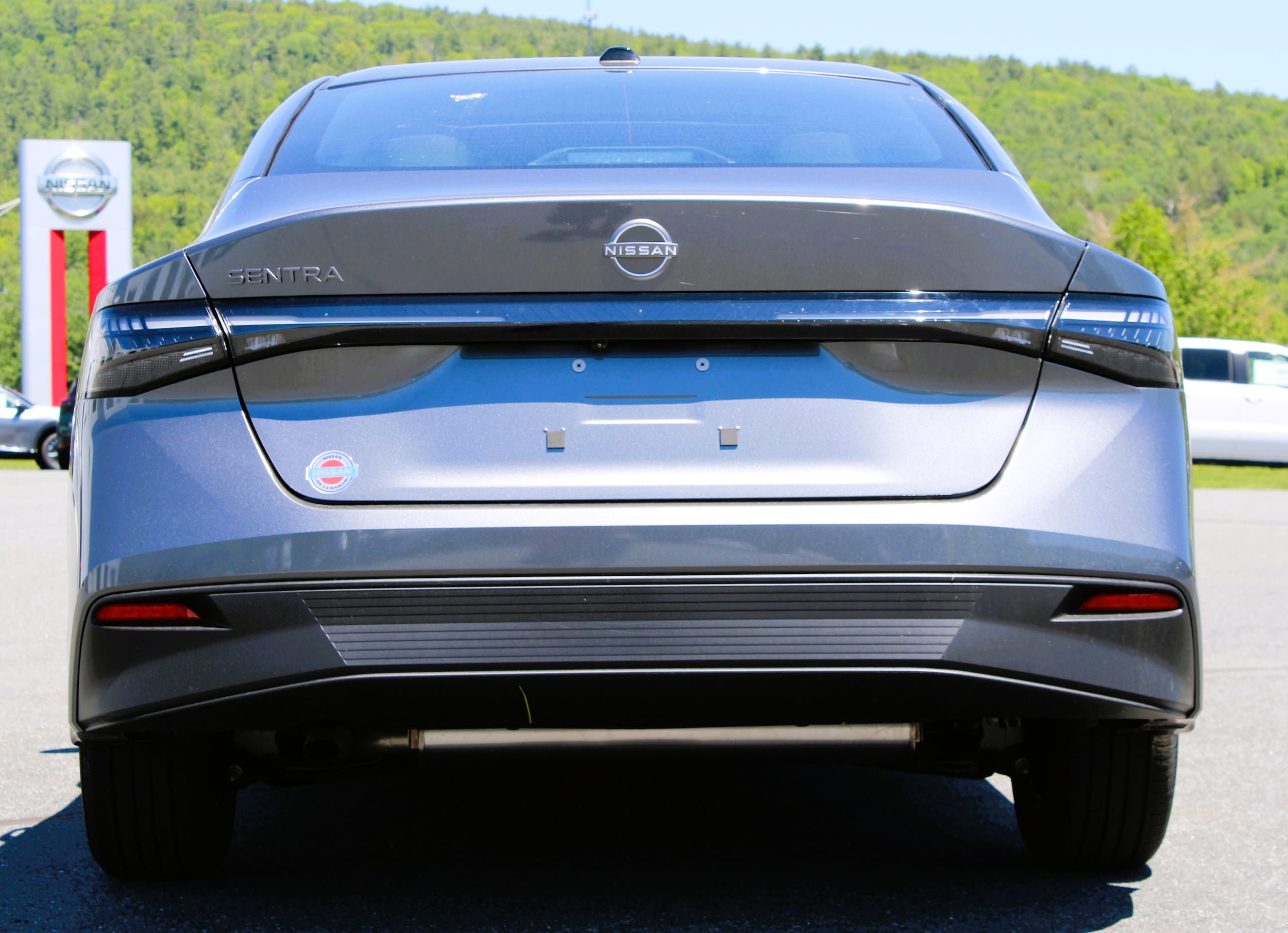 2026 Nissan Sentra SV - Photo 9