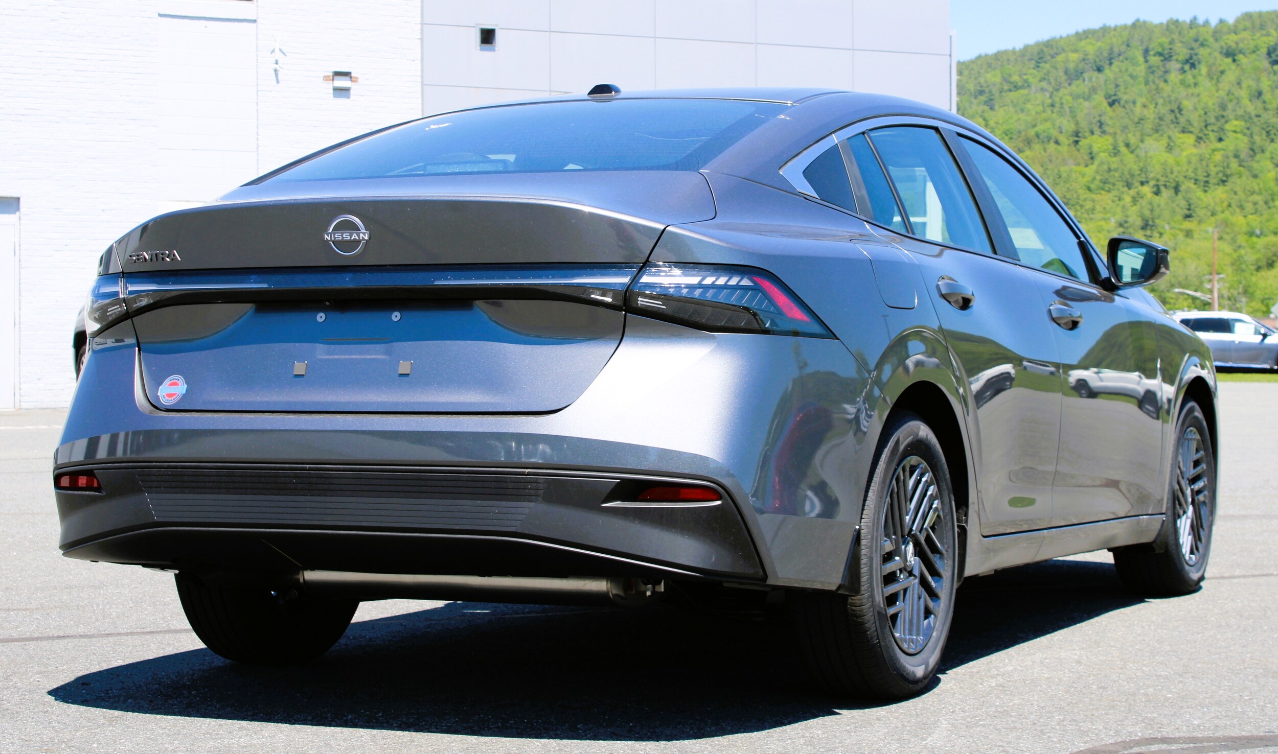 2026 Nissan Sentra SV - Photo 8