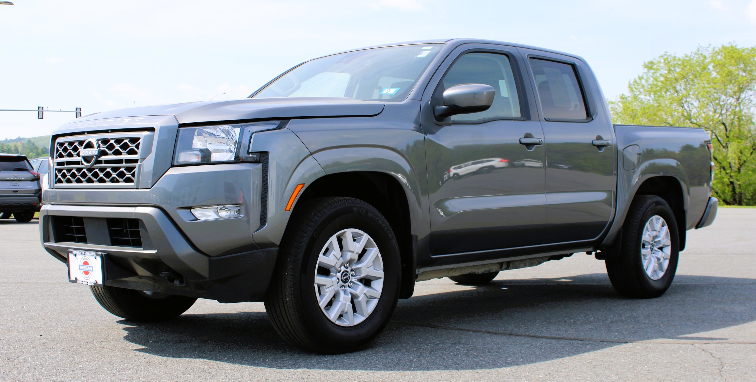 2023 Nissan Frontier SV Crew Cab 4X4 SWB's photo