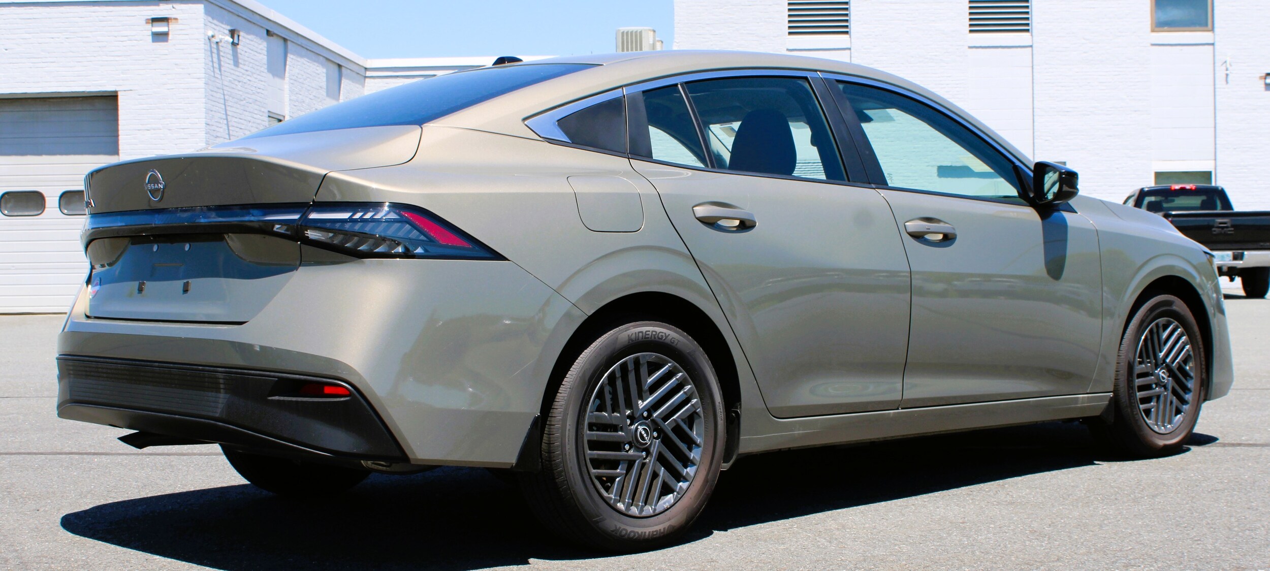 2026 Nissan Sentra SV - Photo 7