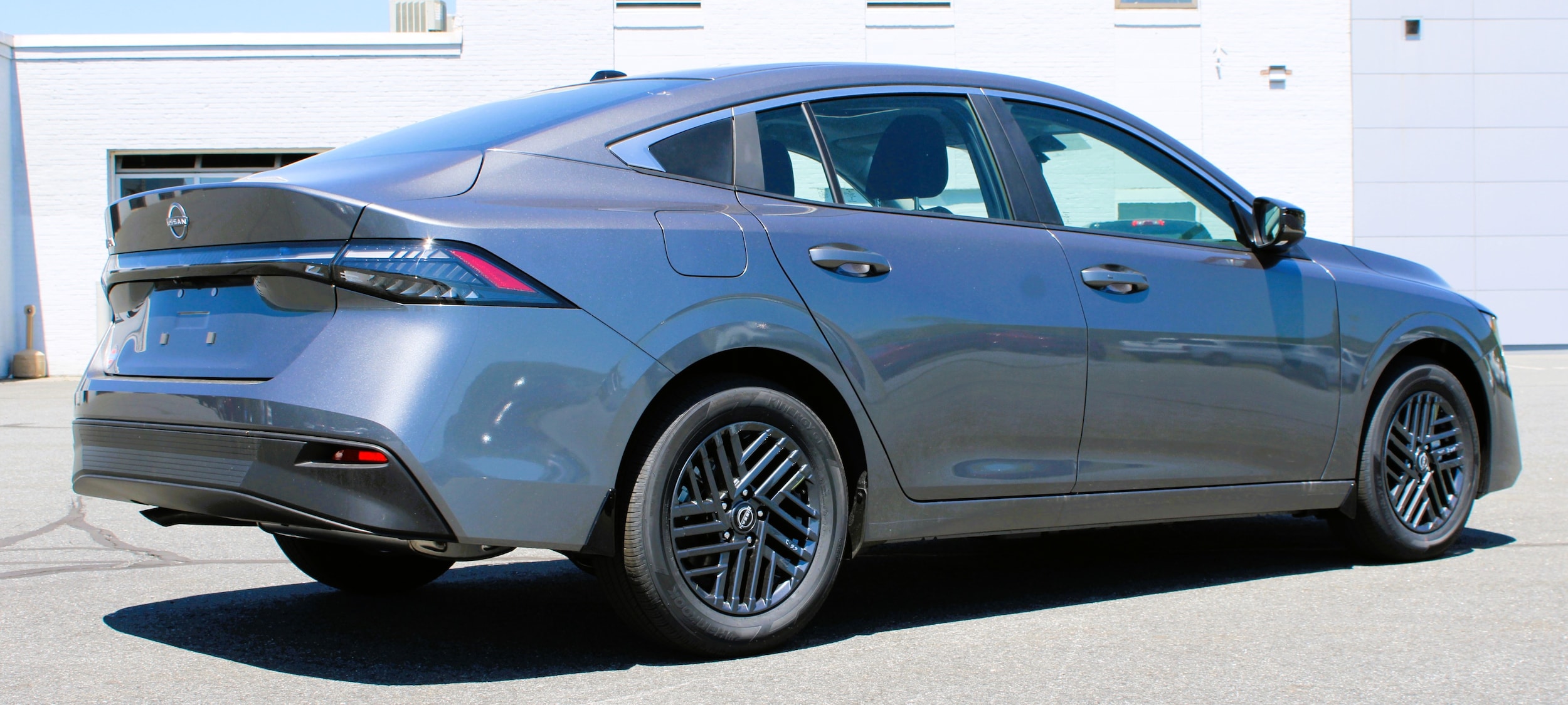 2026 Nissan Sentra SV - Photo 7