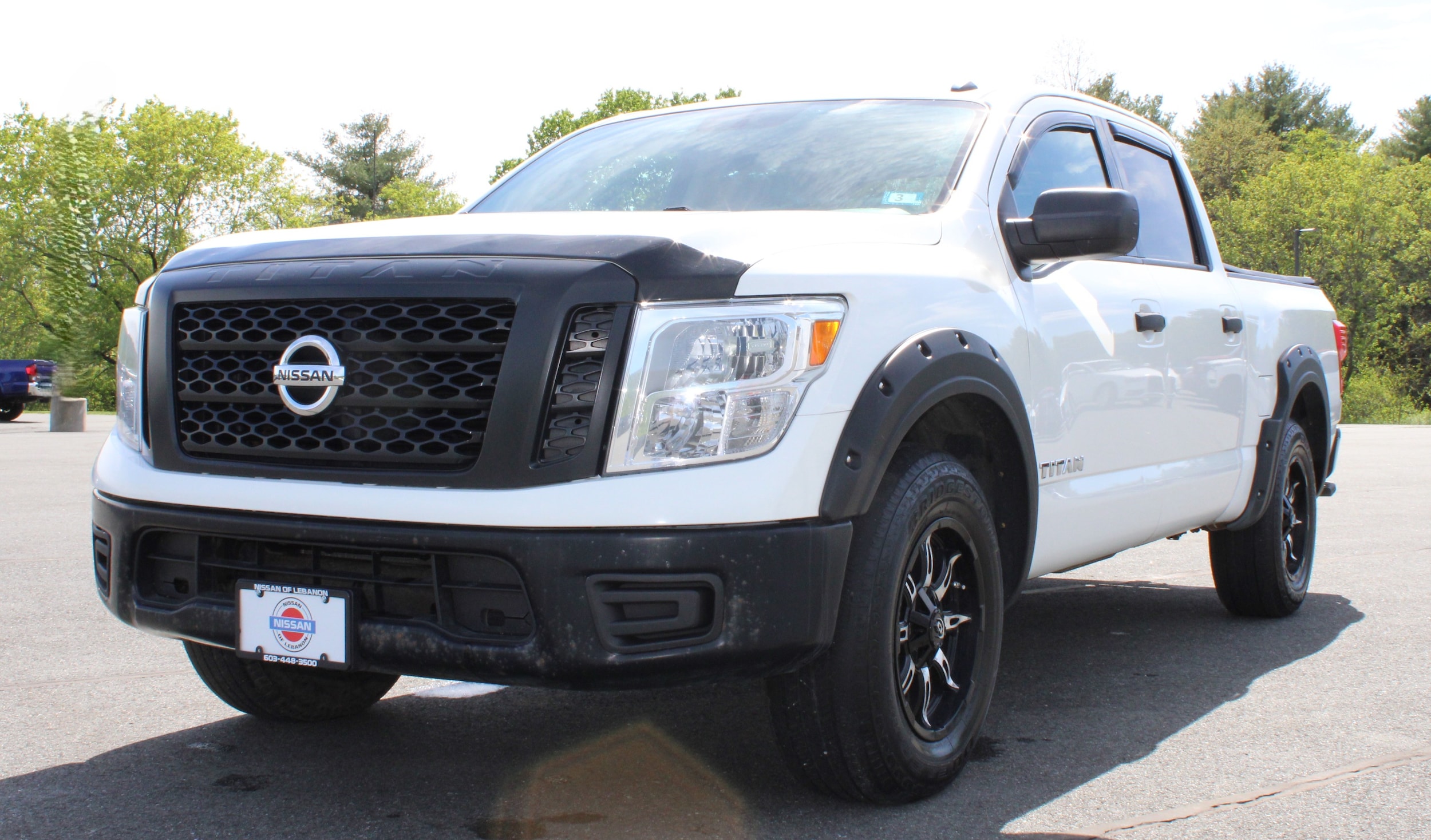 2019 Nissan Titan S 4X4 Crew Cab's photo