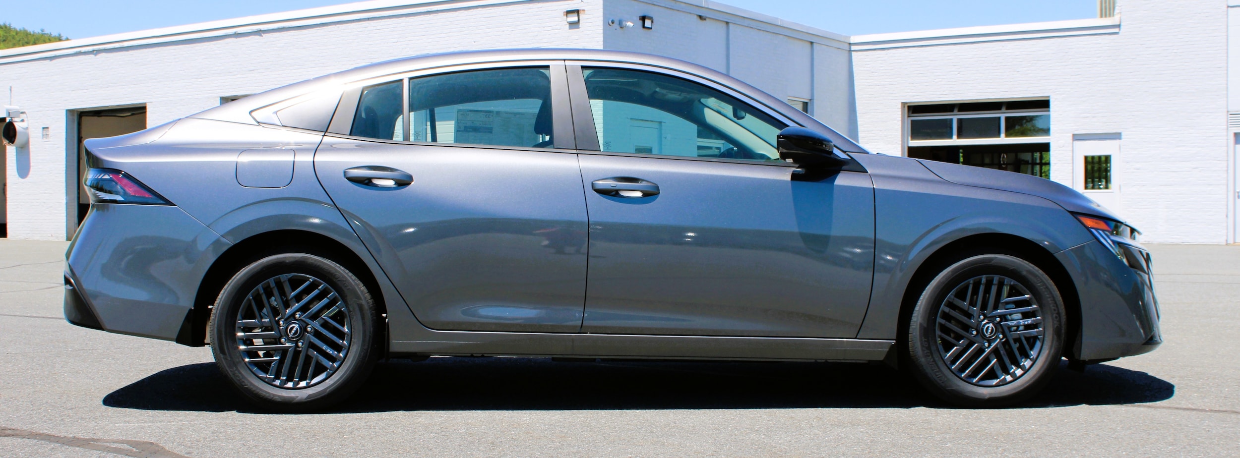 2026 Nissan Sentra SV - Photo 6