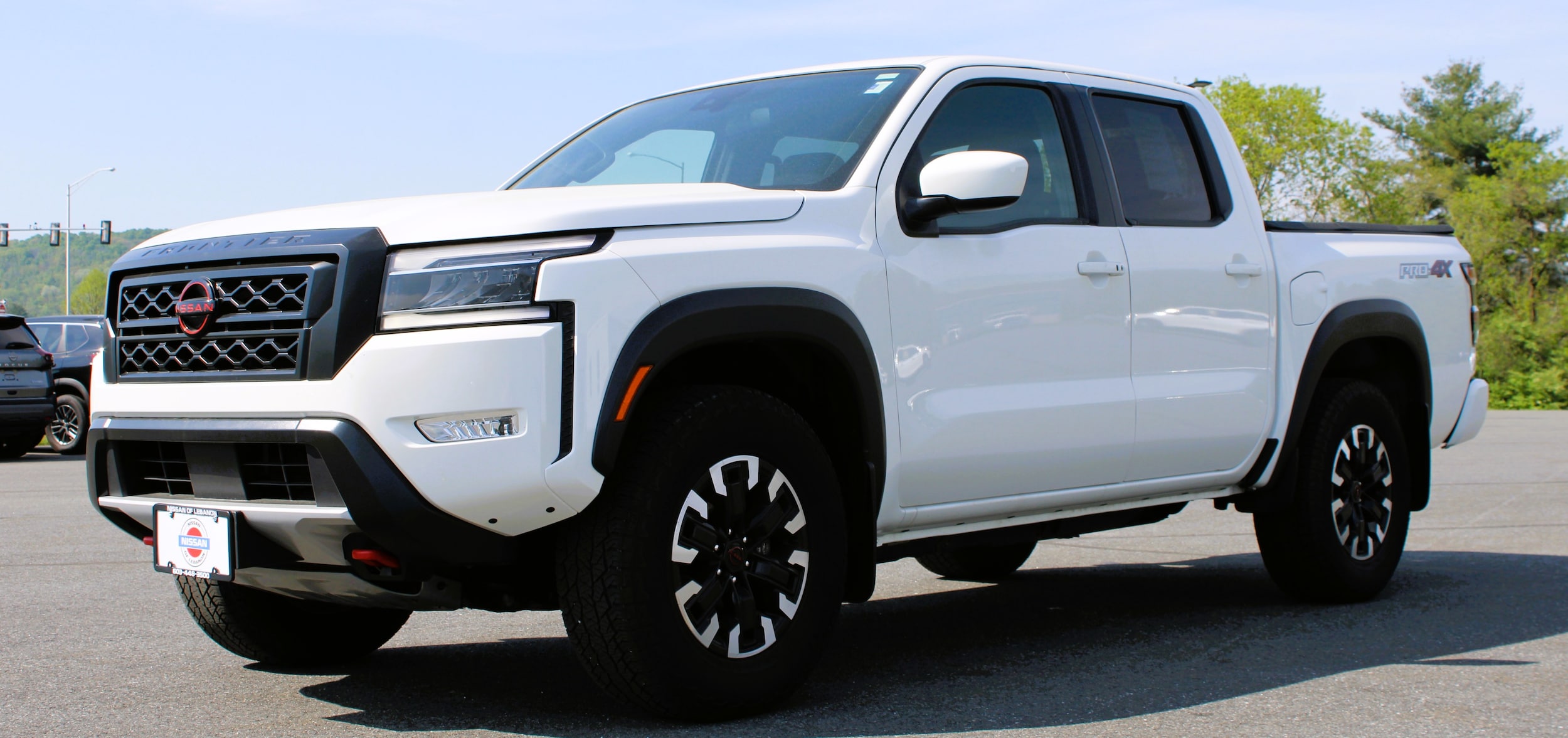 2024 Nissan Frontier PRO-4X Crew Cab 4X4's photo