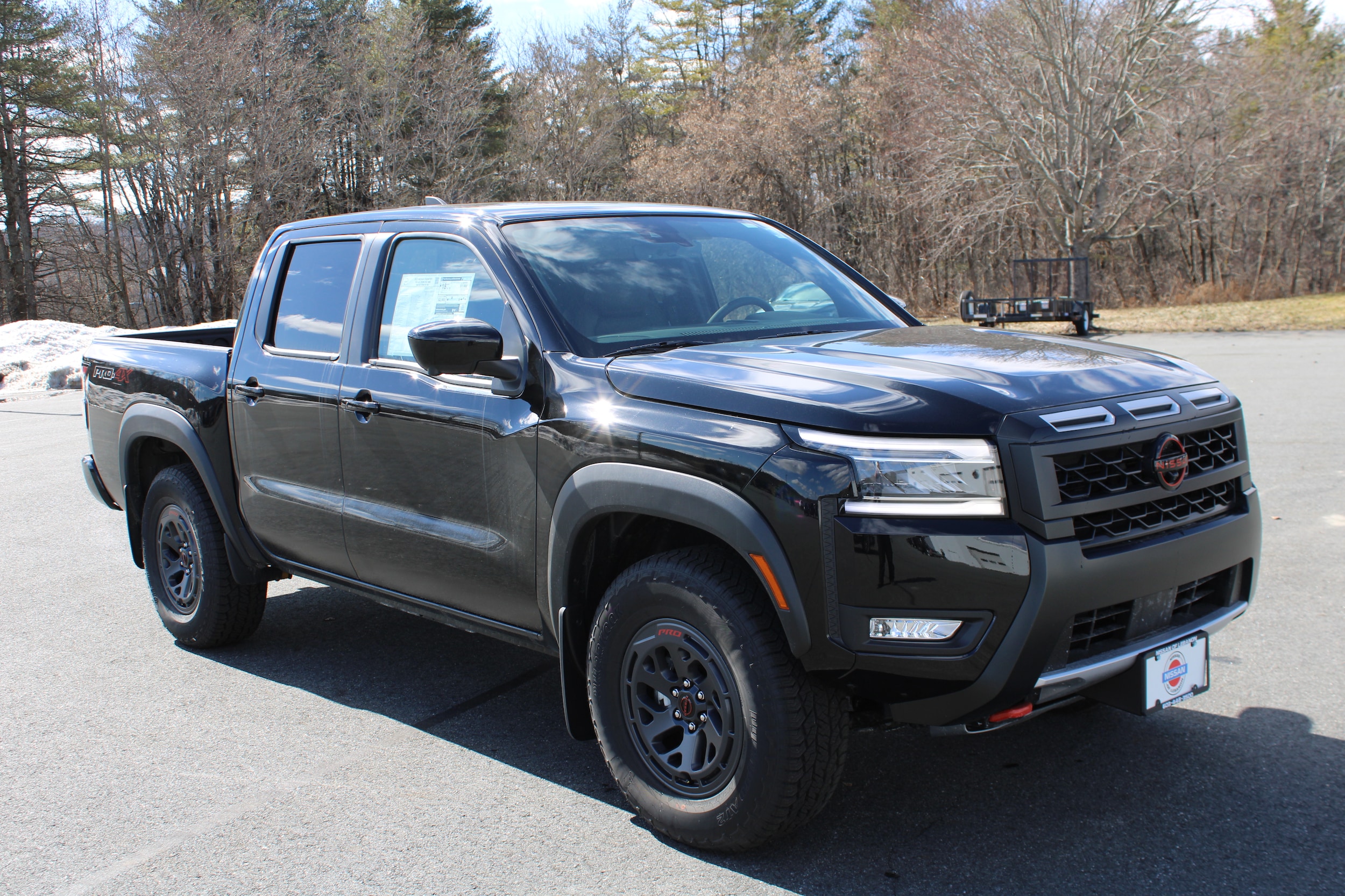 2025 Nissan Frontier PRO-4X - Photo 9