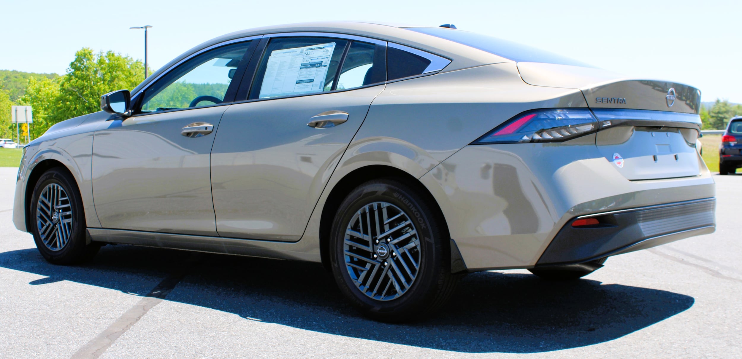 2026 Nissan Sentra SV - Photo 12