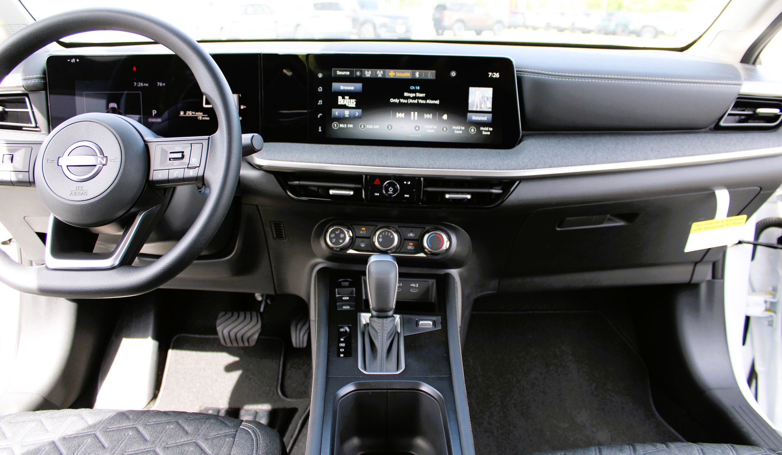 2025 Nissan Kicks SV AWD - Photo 18