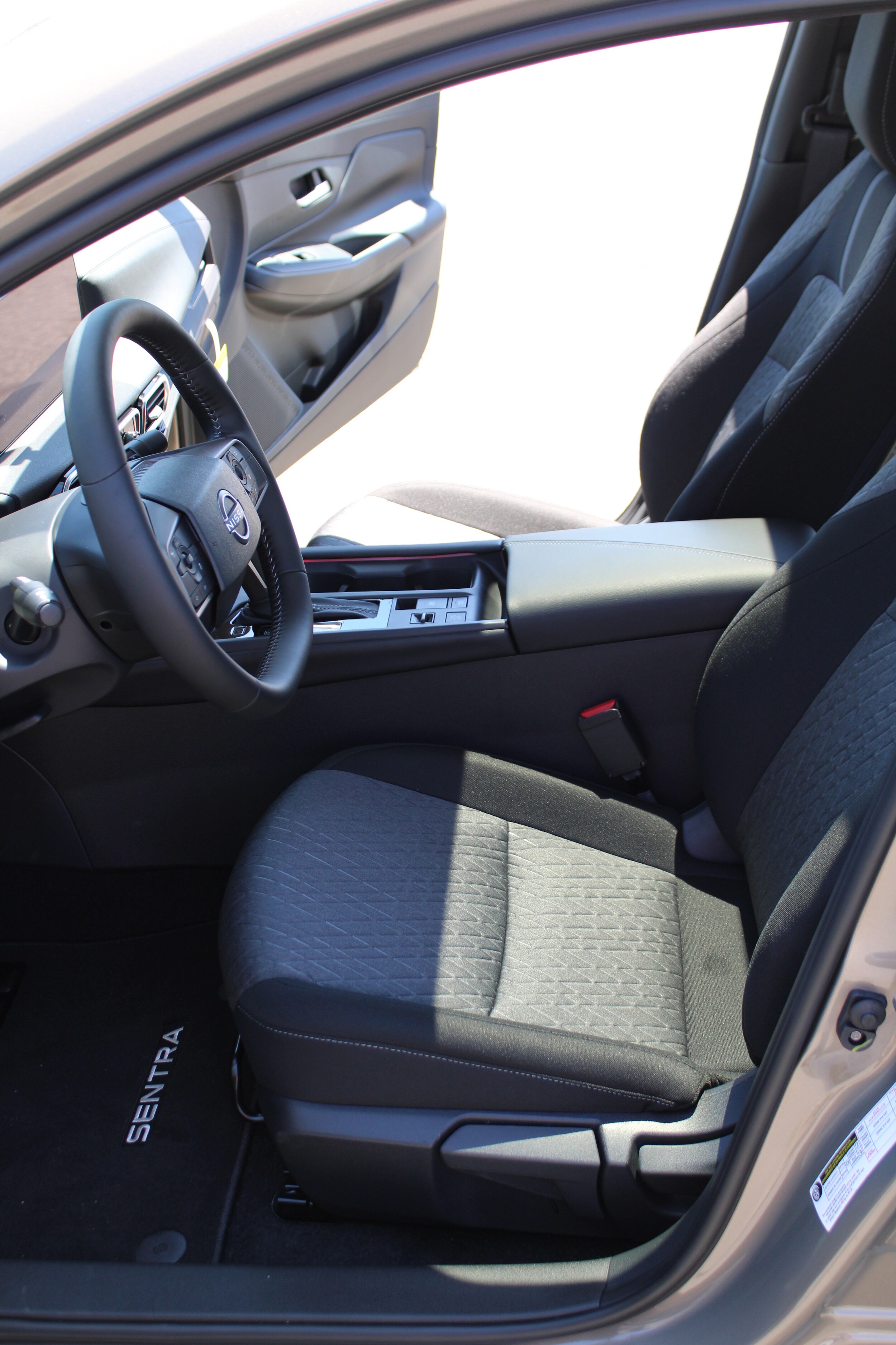 2026 Nissan Sentra SV - Photo 19