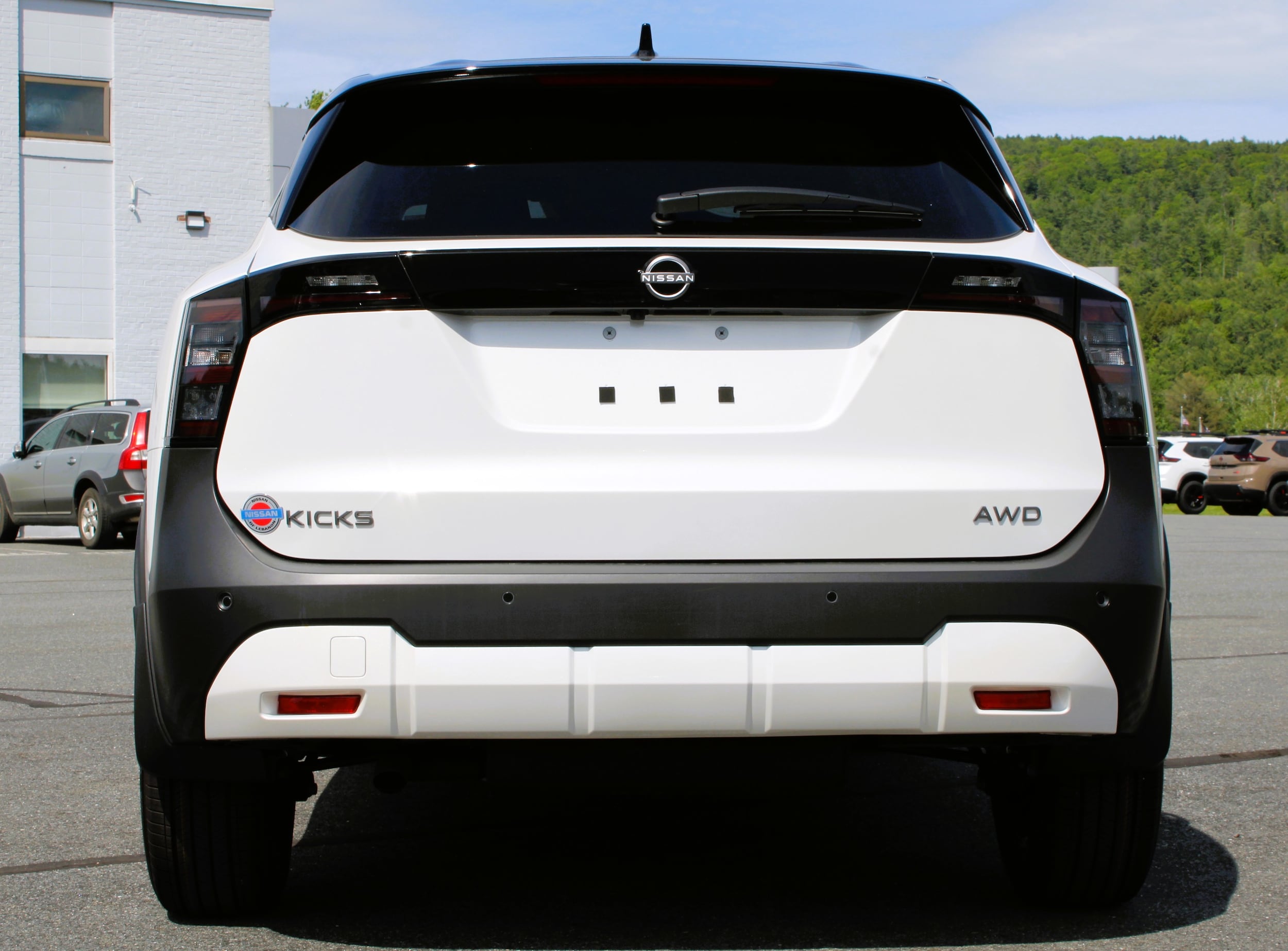 2025 Nissan Kicks SV AWD - Photo 7