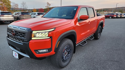 2025 Nissan Frontier Crew Cab PRO-4X® Truck Crew Cab