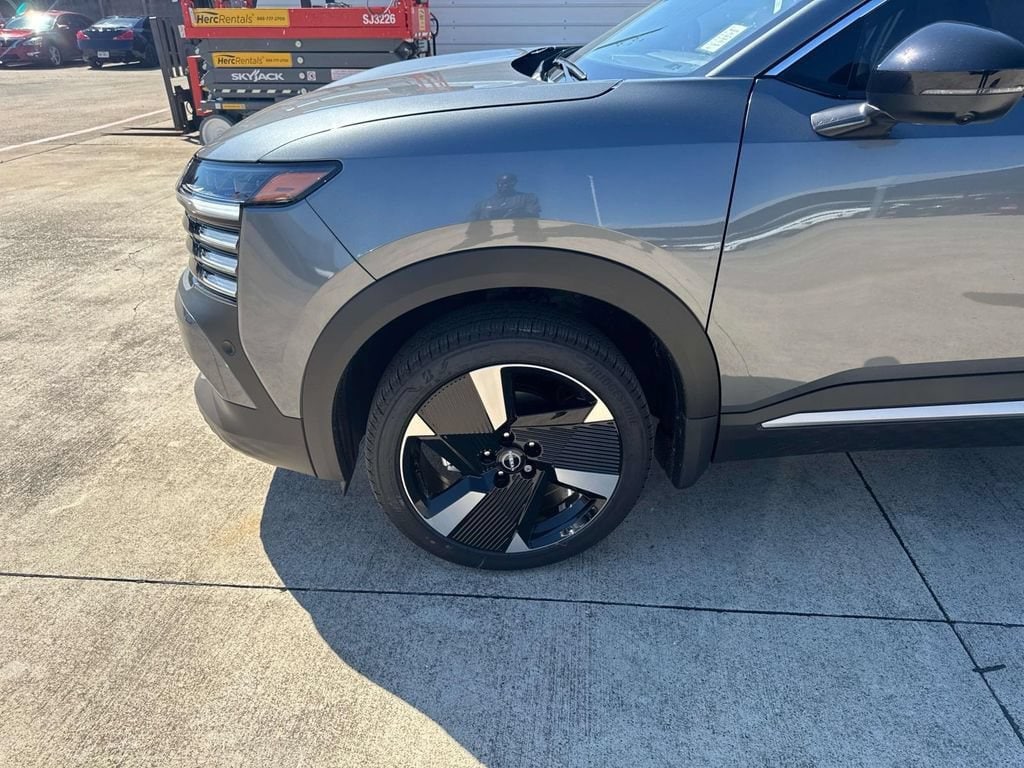 2026 Nissan KICKS SR - Photo 8