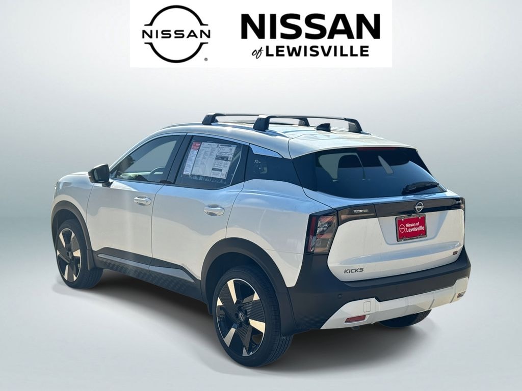 New 2026 Nissan Kicks SR SUV