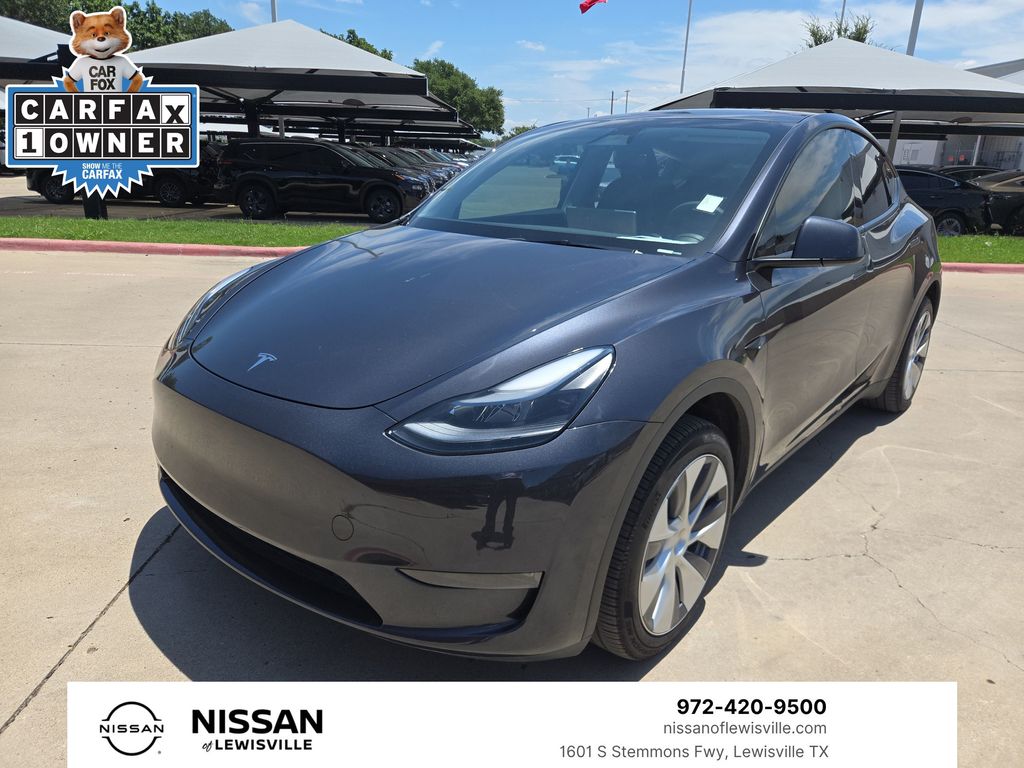 2024 Tesla Model Y Long Range Dual Motor All-Wheel Drive's photo