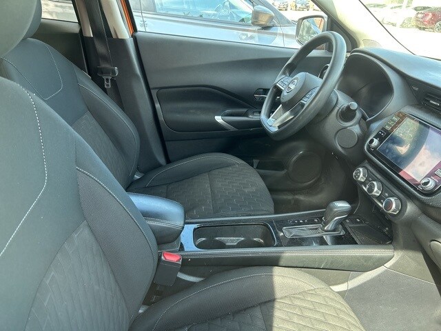 2023 Nissan Kicks SV photo 3
