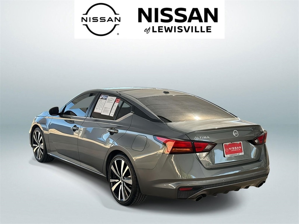 Used 2022 Nissan Altima 2.5 SR Sedan