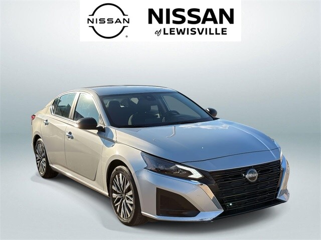 2024 Nissan Altima 2.5 SV photo 2