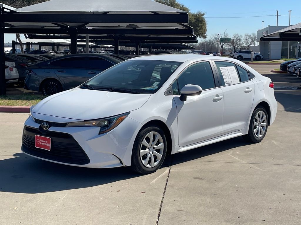 2025 Toyota Corolla LE