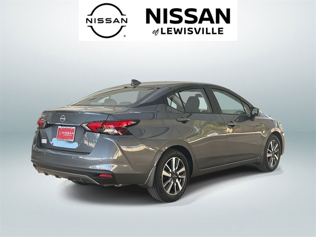 New 2025 Nissan Versa 1.6 SV Sedan