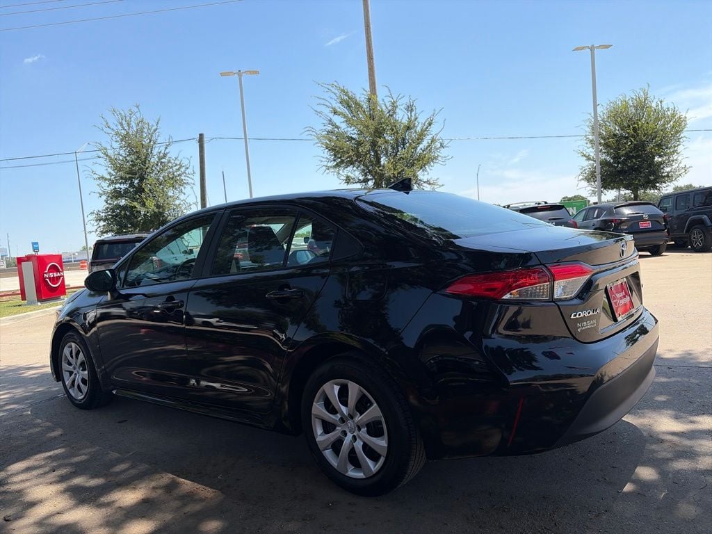 Used 2025 Toyota Corolla LE Sedan