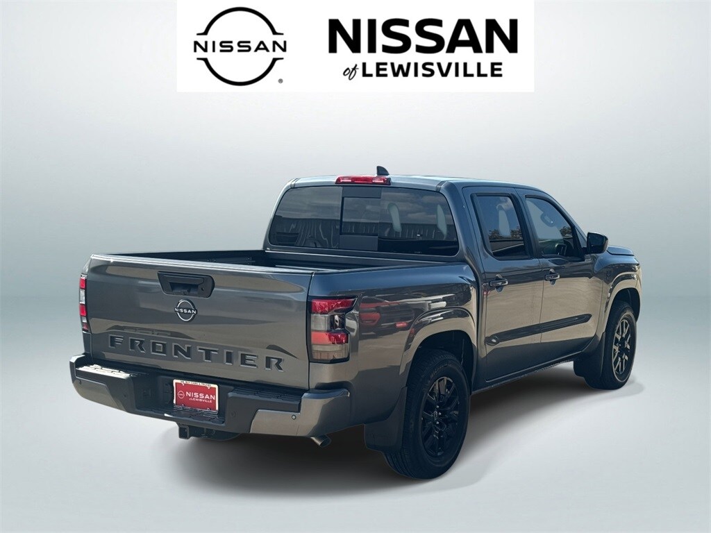 2026 Nissan Frontier SV photo 3