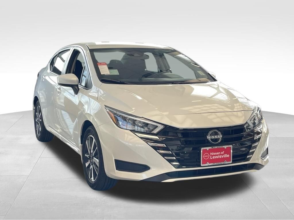 New 2025 Nissan Versa 1.6 SV Sedan