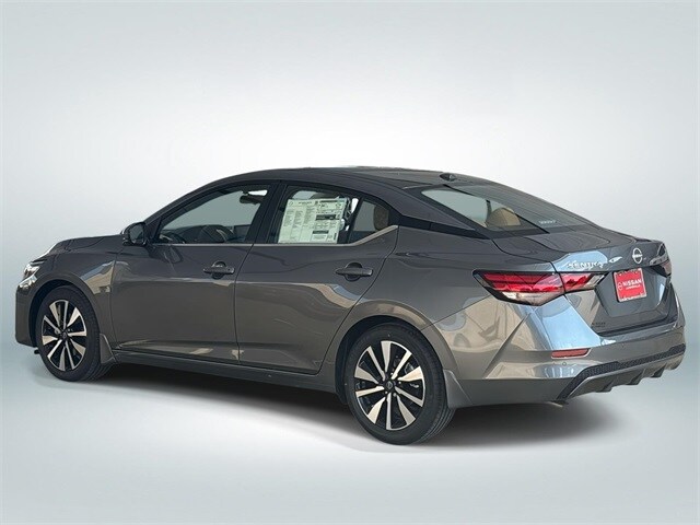 2025 Nissan Sentra SV photo 4