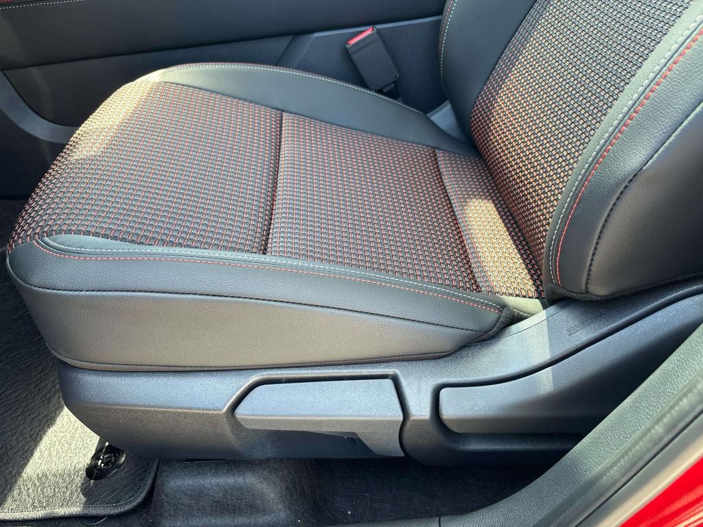 2026 Nissan KICKS SR AWD - Photo 10
