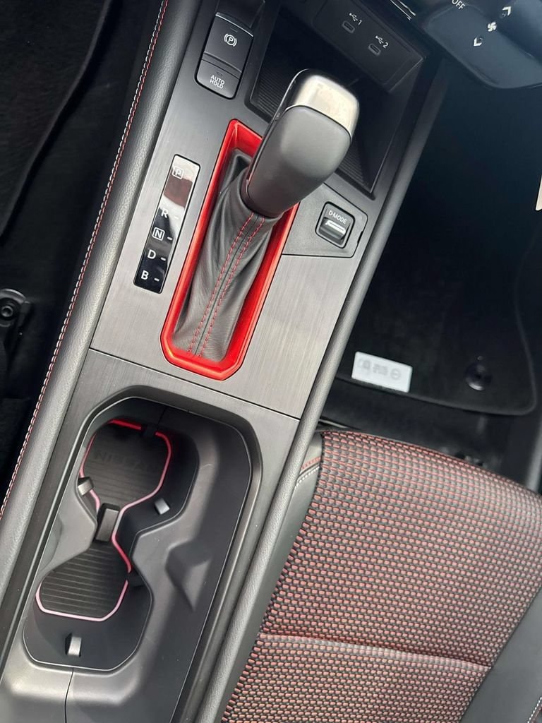 2026 Nissan KICKS SR - Photo 21