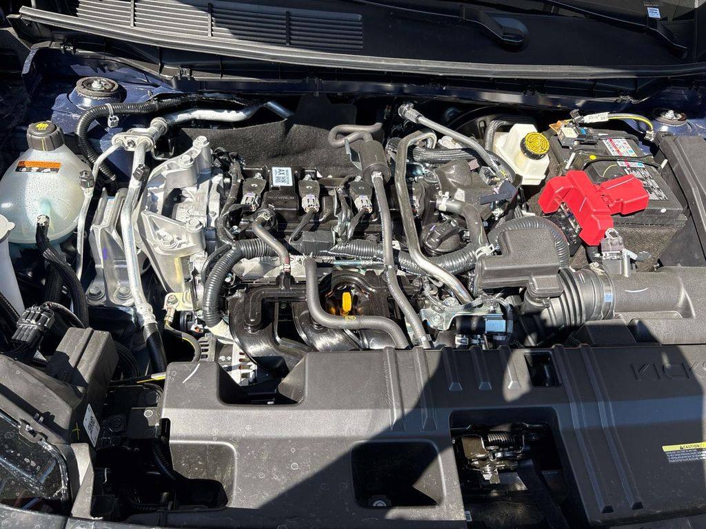 2026 Nissan KICKS SR - Photo 21