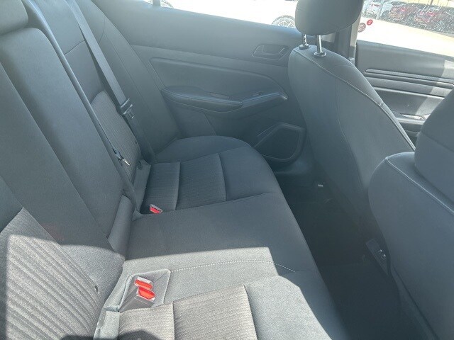 2024 Nissan Altima 2.5 SV photo 4