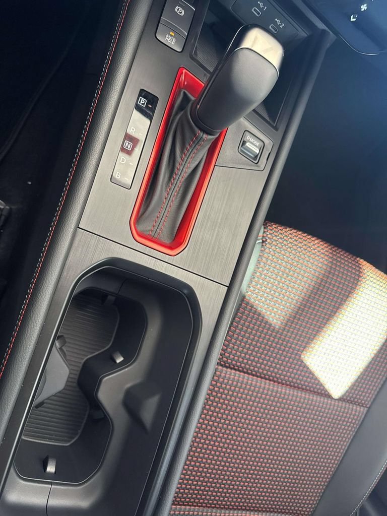 2026 Nissan KICKS SR - Photo 23