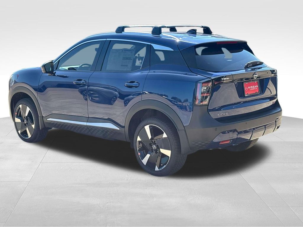 2026 Nissan KICKS SR - Photo 5
