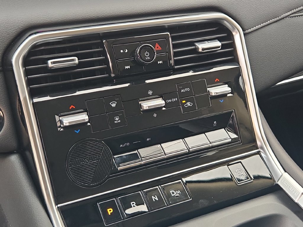 2026 Nissan Armada SV - Photo 28