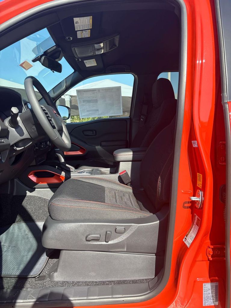 2026 Nissan Frontier PRO-4X - Photo 7