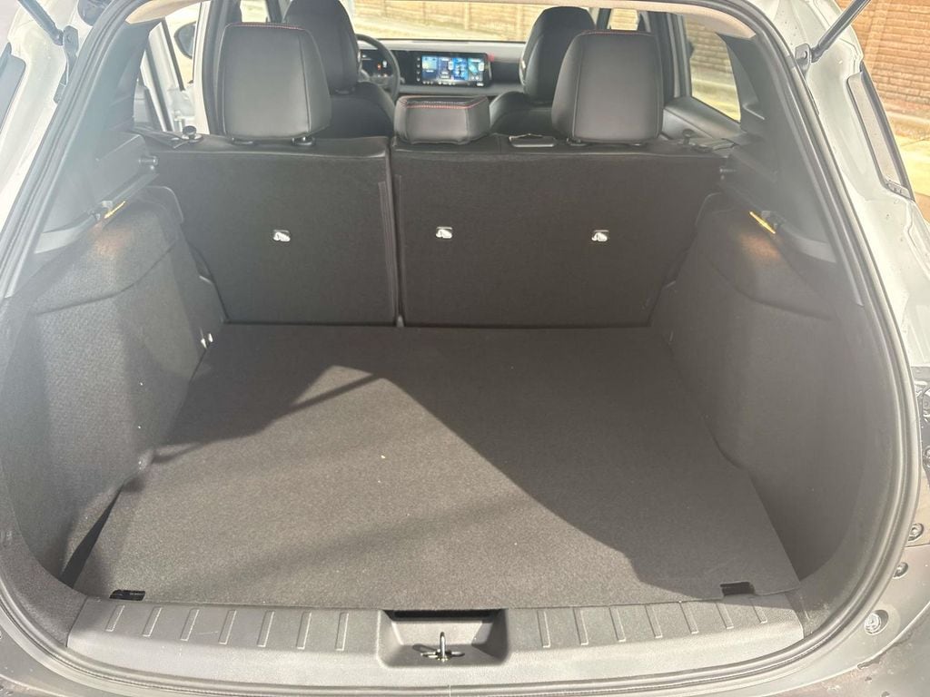 2026 Nissan KICKS SR AWD - Photo 18