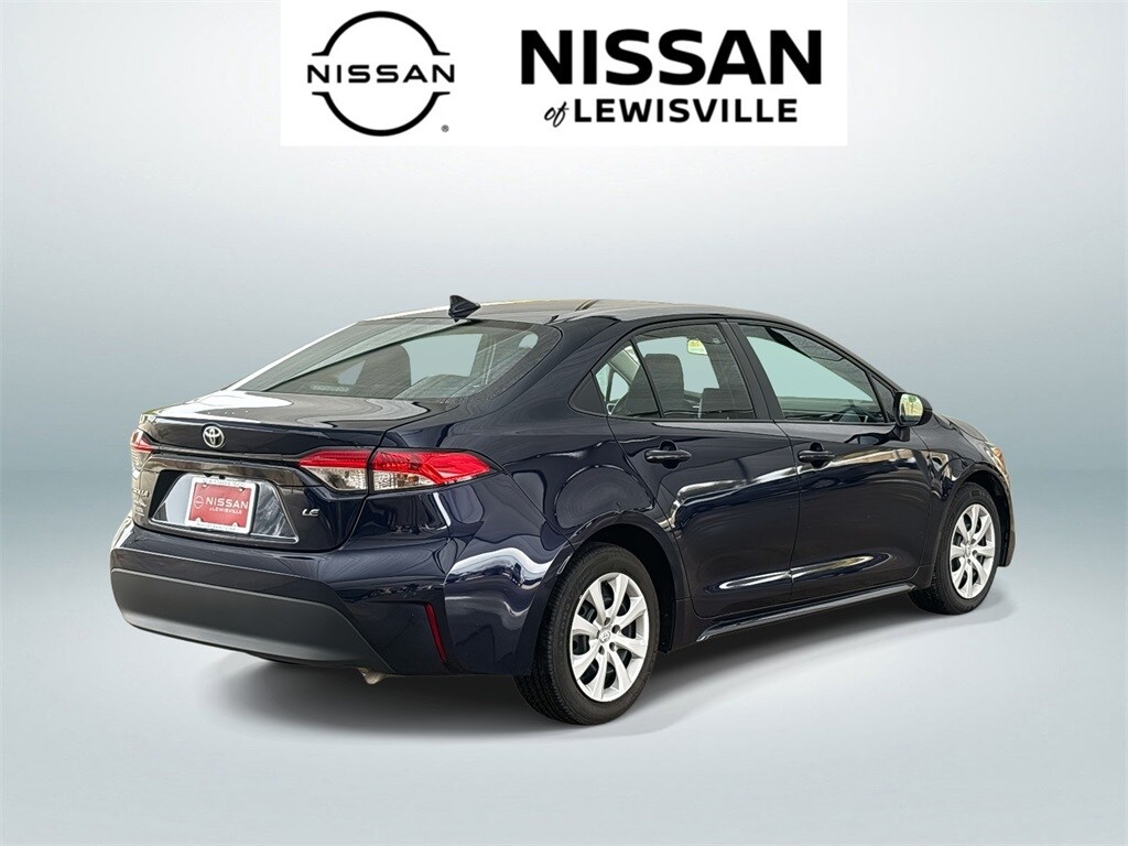 2024 Toyota Corolla LE photo 3