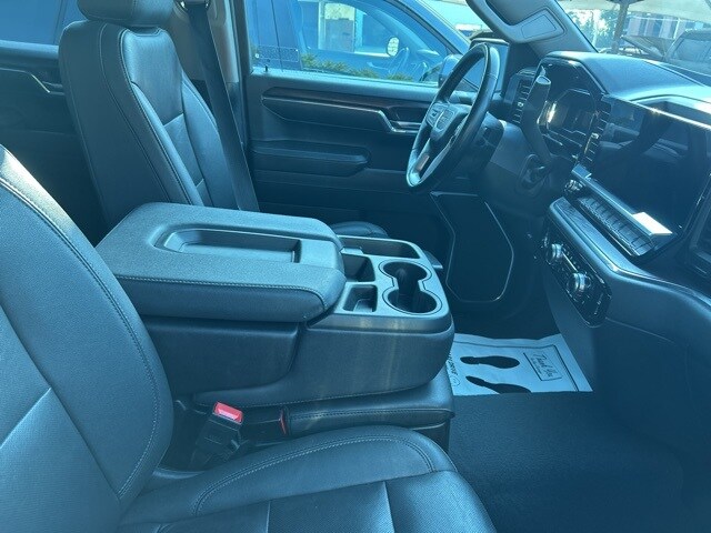 2024 Gmc Sierra 1500 SLT photo 3