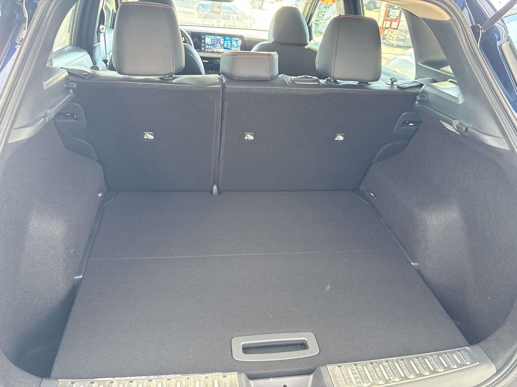 2026 Nissan KICKS SR - Photo 19