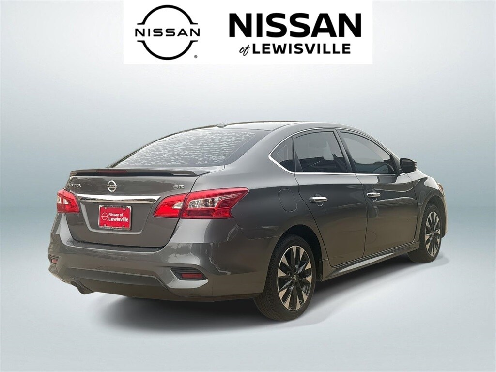 2019 Nissan Sentra SR photo 3