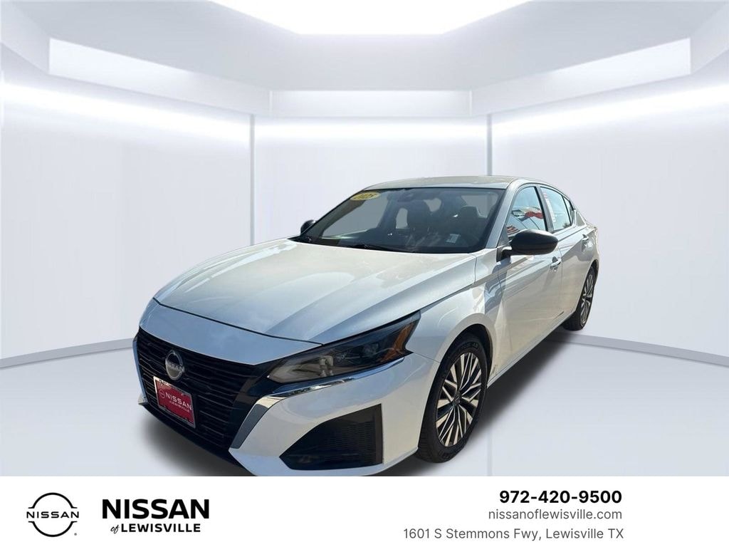 Certified 2025 Nissan Altima SV Sedan