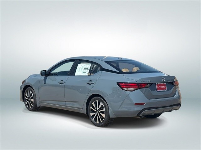 2025 Nissan Sentra SV photo 4