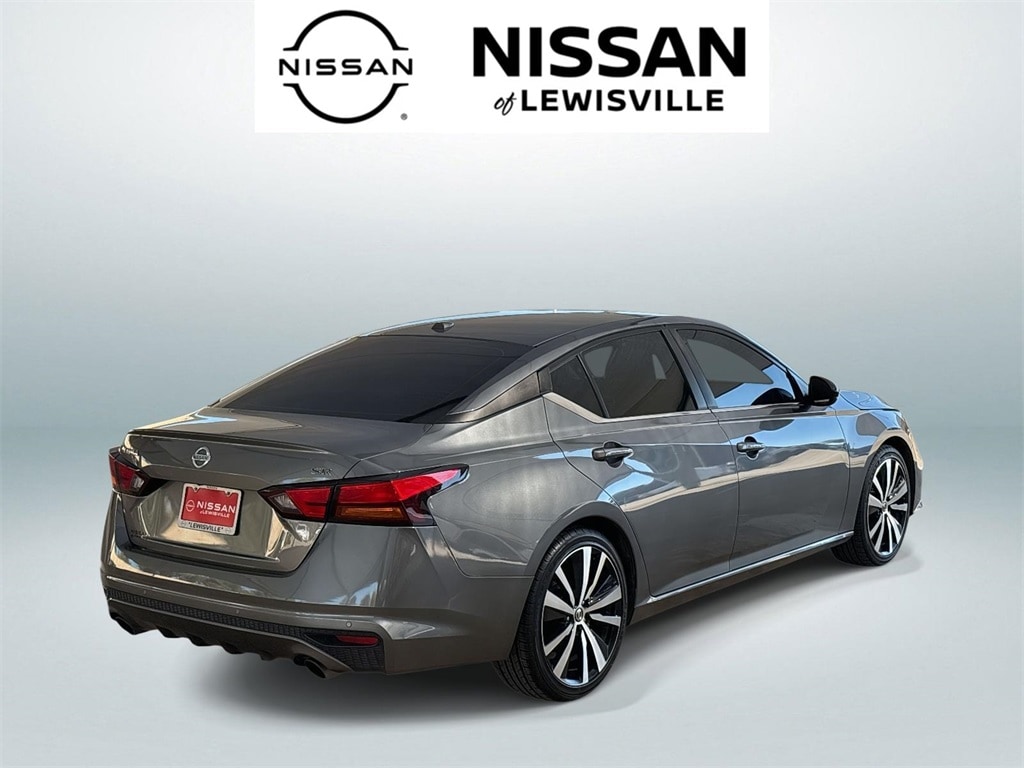 Used 2022 Nissan Altima 2.5 SR Sedan