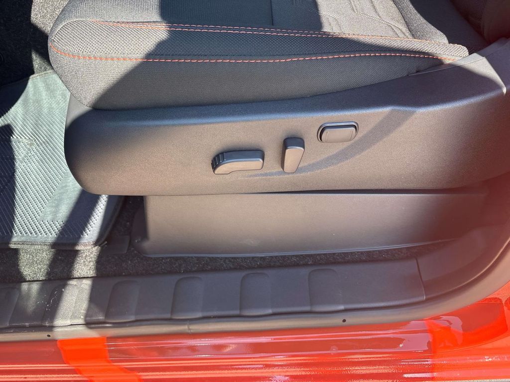 2026 Nissan Frontier PRO-4X - Photo 8